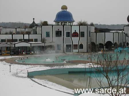 Wasser und Therme