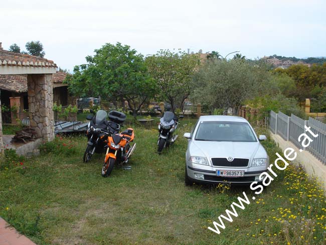 014_genug Parkplatz im Garten