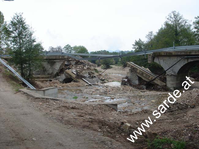 157_Bruecke nicht befahrbar